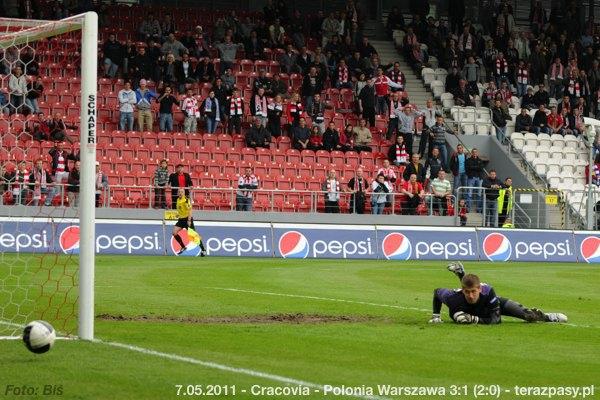 2011-05-07-cracovia-polonia-w_b_0314_600