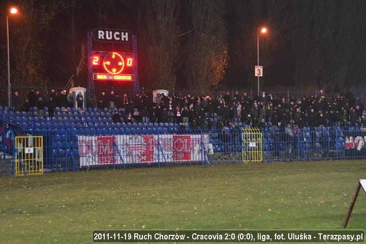 2011-11-19-oe-ruch-cracovia_u_1712_600