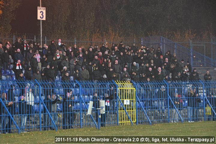 2011-11-19-oe-ruch-cracovia_u_1747_600