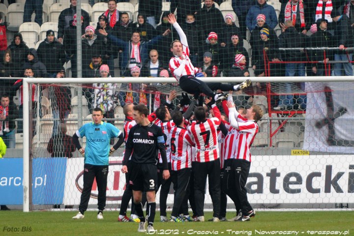 2012-01-01-cracovia-trening_noworoczny_b_354_720