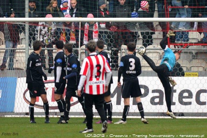 2012-01-01-cracovia-trening_noworoczny_b_391_720