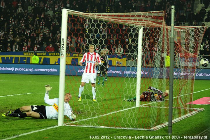 2012-02-18-cracovia-lechia_bl_497_1200_720