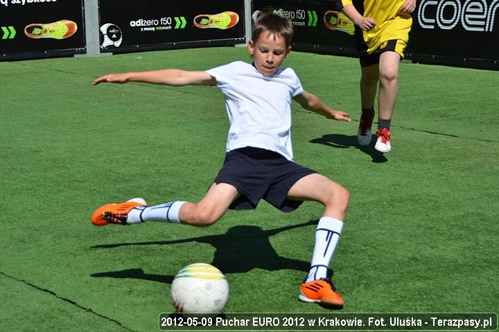 2012-05-09-uefa_euro_2012_u_2081_720