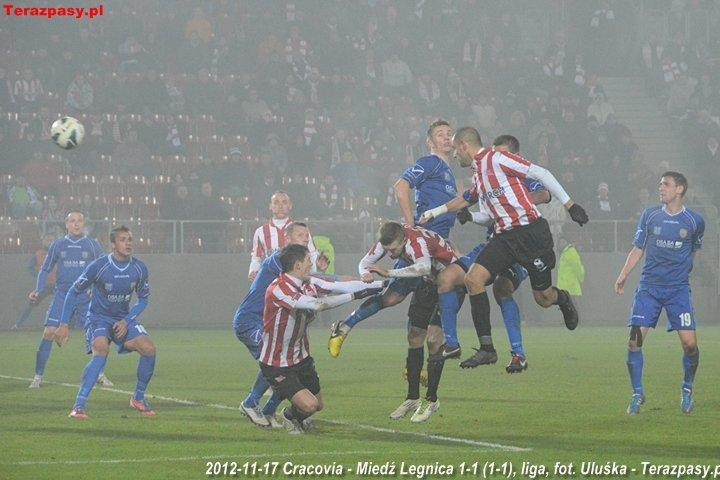 2012-11-17_Cracovia-Miedz_Legnica_a9854_720