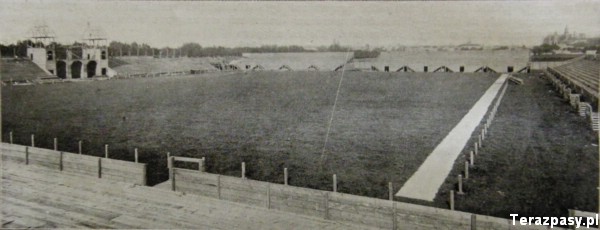 1910 stadion zlotowy w trakcie budowy