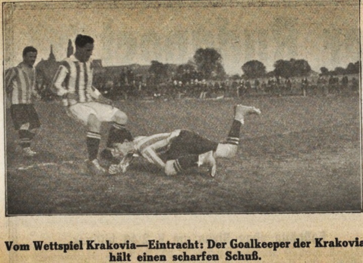1913-05-31 Cracovia - Eintracht Pierwszy mecz Popiela - zawodnik na zdjęciu