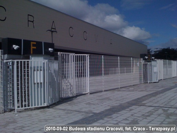 2010-09-02-stadion-craco-1
