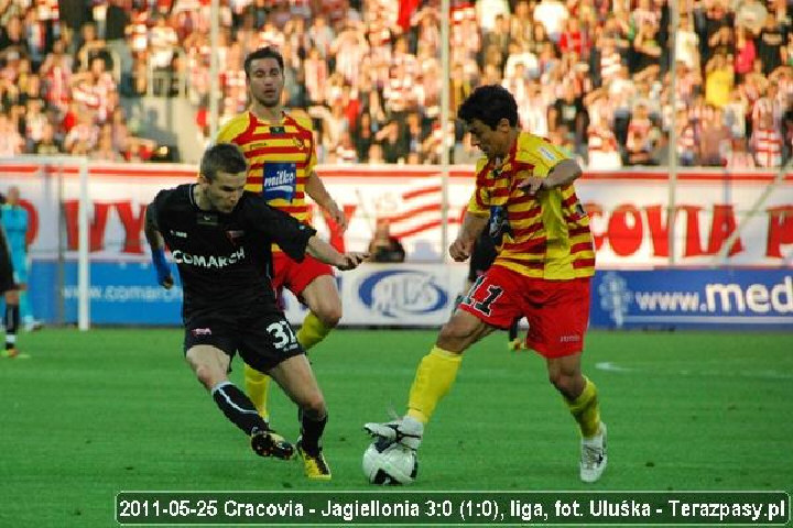 Cracovia-Jagiellonia-na-czarno