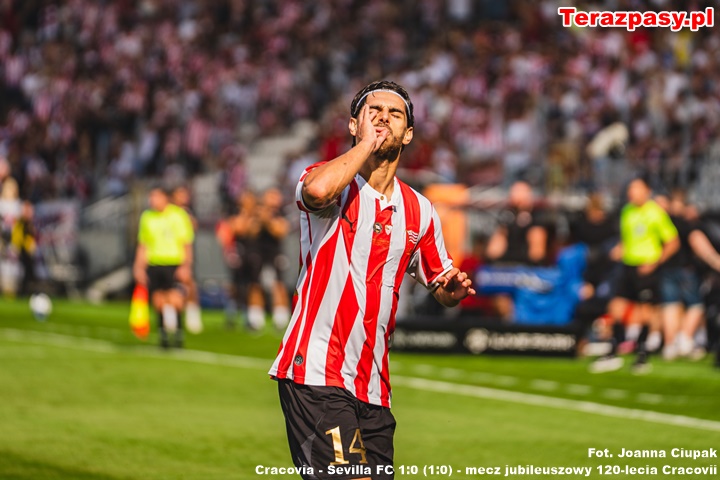 Cracovia - Sevilla FC 1-0 (1-0) mecz jubileuszowy 120 lecia CracoviiDSC01264Joanna Ciupak
