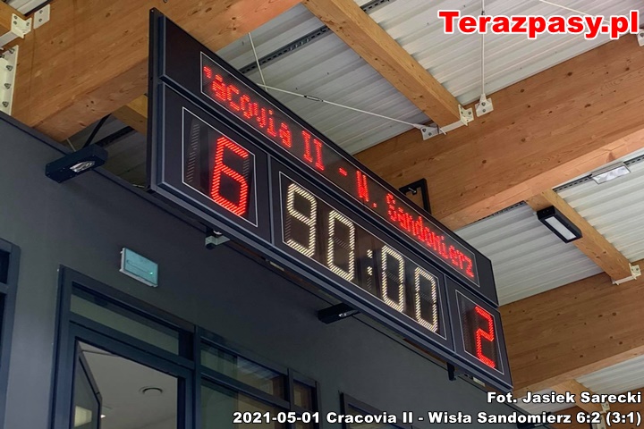 cracovia2-wisla-sandomierz-2021-05-01-zegar