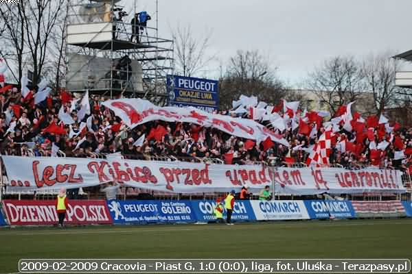 2009-02-28-oe-cracovia-piast-u-021_600