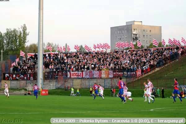 2009-04-24-e-polonia.b-cracovia-b-397_600