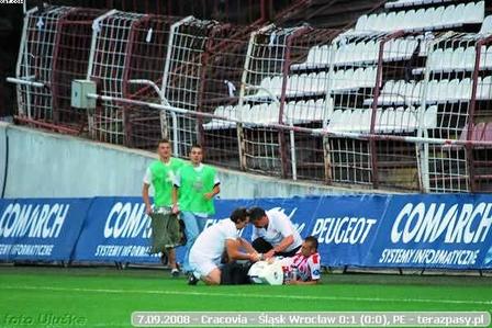 2008-09-08-pe-cracovia-slask-u-3800_600