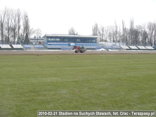 2010-02-21-stadion-hutnika-54
